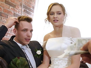 Strømper VIP4K. Married couple decides to sell bride’s pussy for good